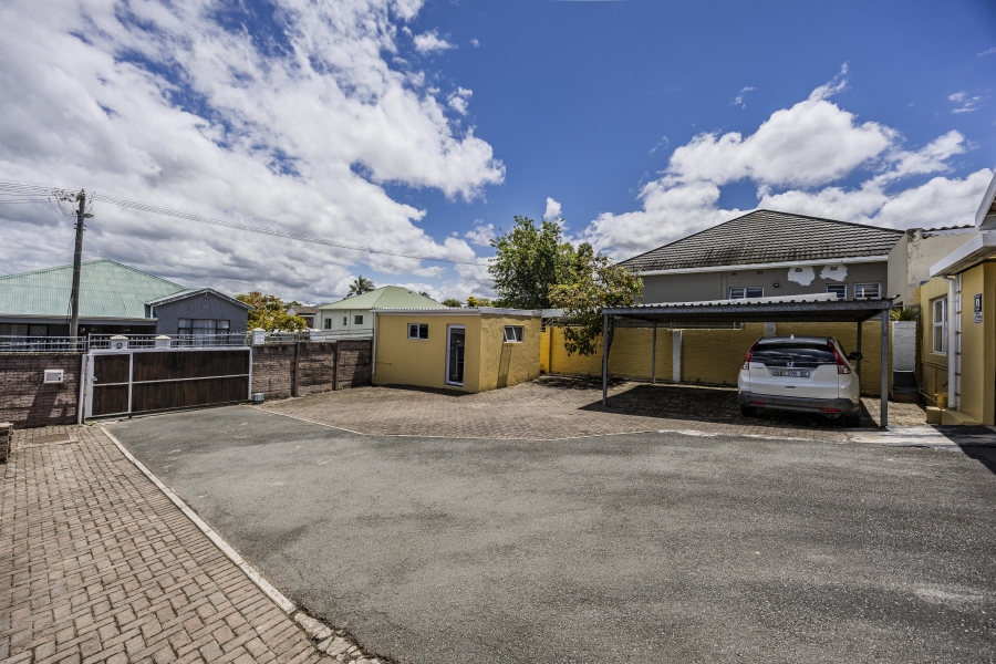 4 Bedroom Property for Sale in Cambridge Eastern Cape